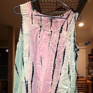 Women’s summer top